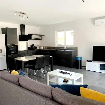Casa de Férias Le Brasil - Maison 74 M - Calme Avec Terrasse Sud Classee 3 Etoiles
